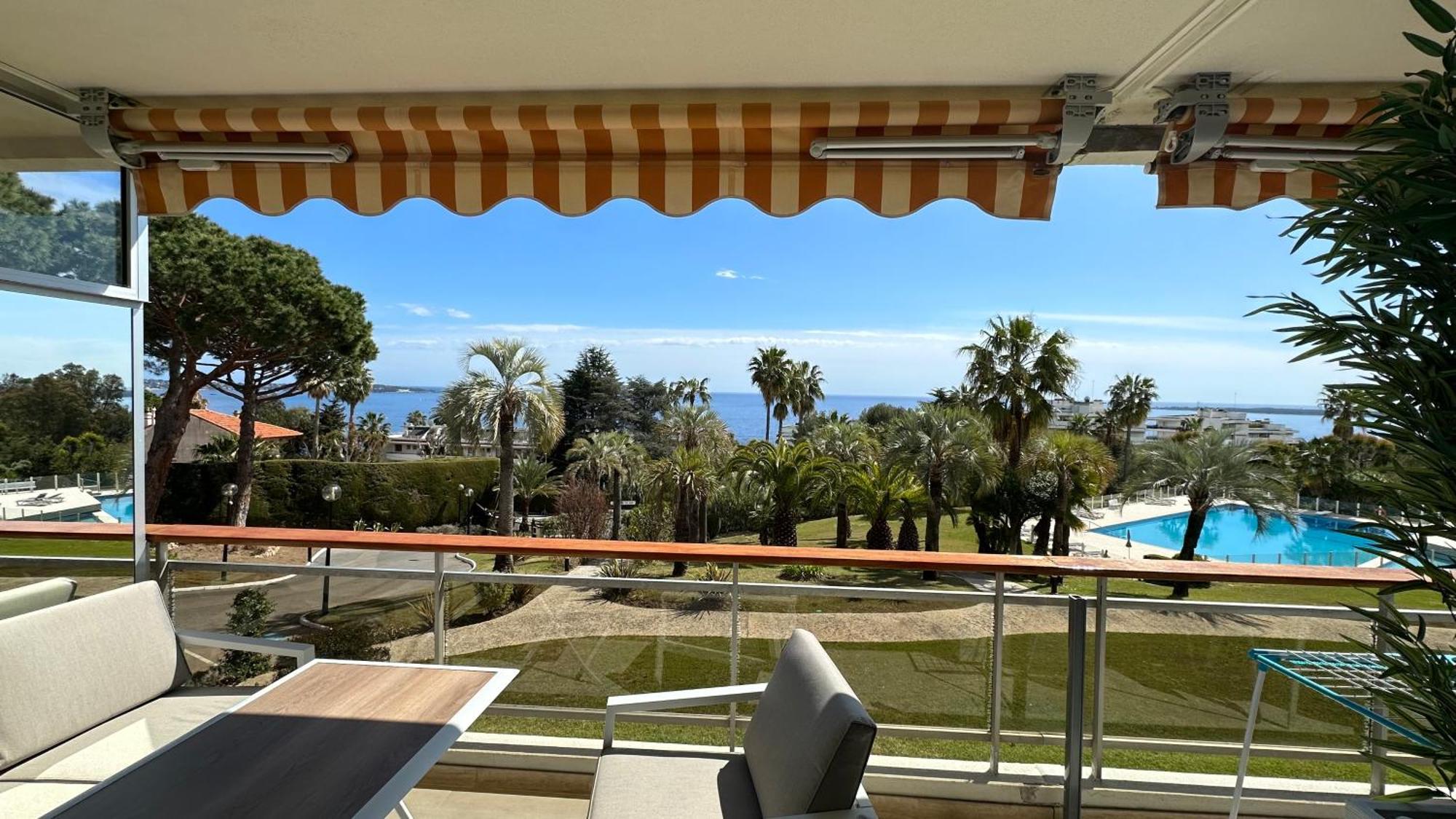 Appartement 2 Chambres Vue Mer Panoramique, Proche Croisette Cannes Vallauris Exterior foto