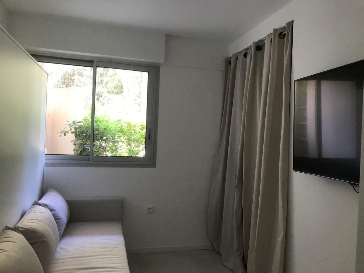 Appartement 2 Chambres Vue Mer Panoramique, Proche Croisette Cannes Vallauris Exterior foto